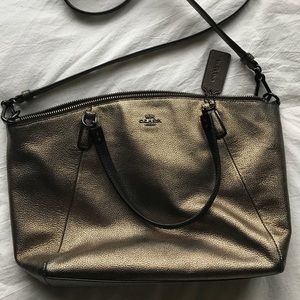 Medium Coach Purse Satchel